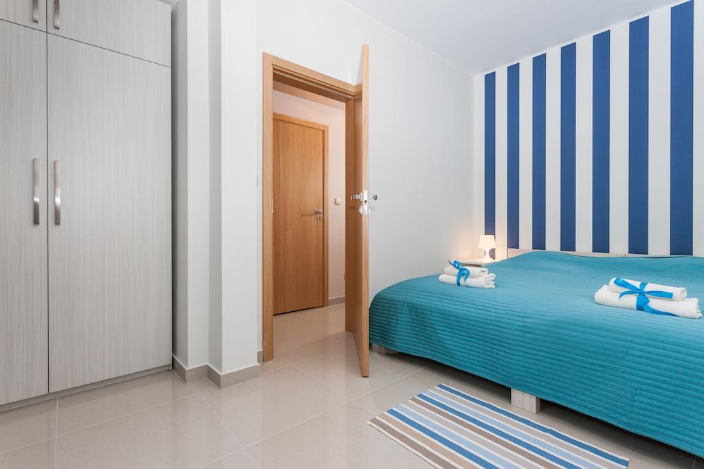 Nautilus Apartamenty レバル 部屋 写真